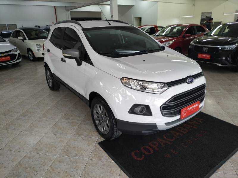 FORD - ECOSPORT - 2016/2016 - Branca - R$ 59.900,00