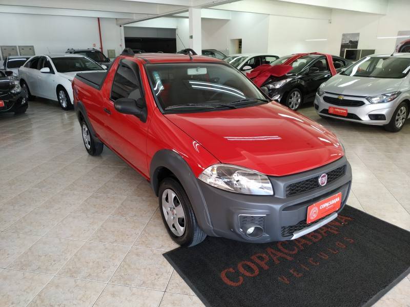 FIAT - STRADA - 2016/2016 - Vermelha - R$ 48.900,00