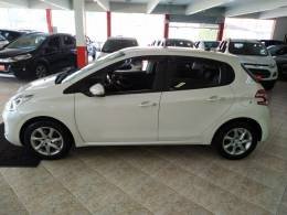 PEUGEOT - 208 - 2016/2016 - Branca - R$ 45.900,00