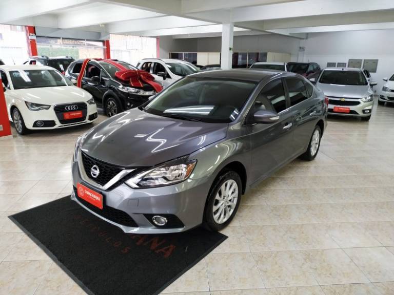 NISSAN - SENTRA - 2019/2019 - Cinza - R$ 73.900,00