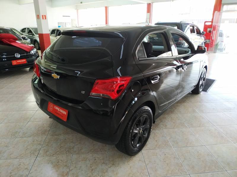 CHEVROLET - ONIX - 2019/2019 - Preta - R$ 58.900,00