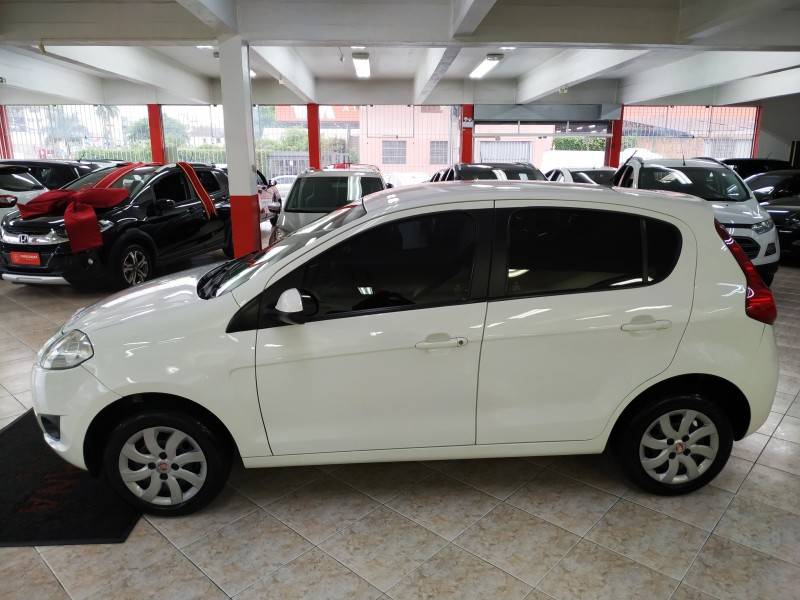 FIAT - PALIO - 2016/2016 - Branca - R$ 41.900,00