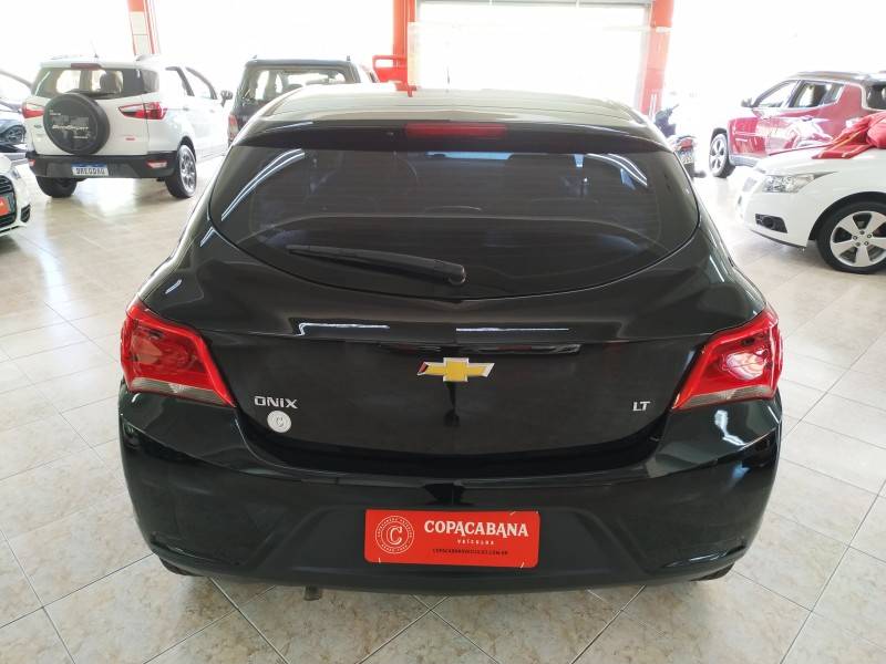 CHEVROLET - ONIX - 2019/2019 - Preta - R$ 58.900,00