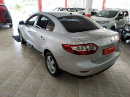 RENAULT - FLUENCE - 2013/2013 - Prata - R$ 41.900,00