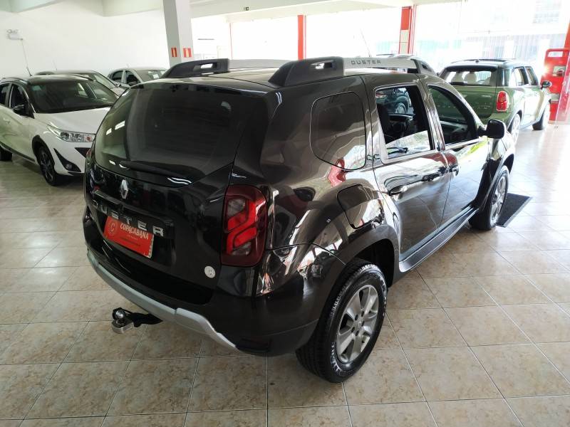 RENAULT - DUSTER - 2018/2018 - Preta - R$ 70.900,00