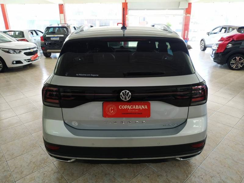 VOLKSWAGEN - T-CROSS - 2020/2020 - Prata - R$ 108.900,00