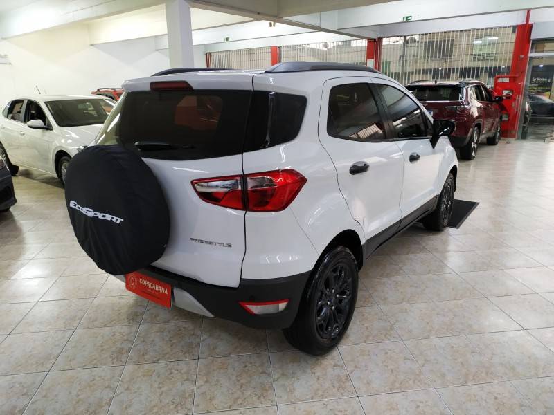 FORD - ECOSPORT - 2017/2017 - Branca - R$ 65.900,00