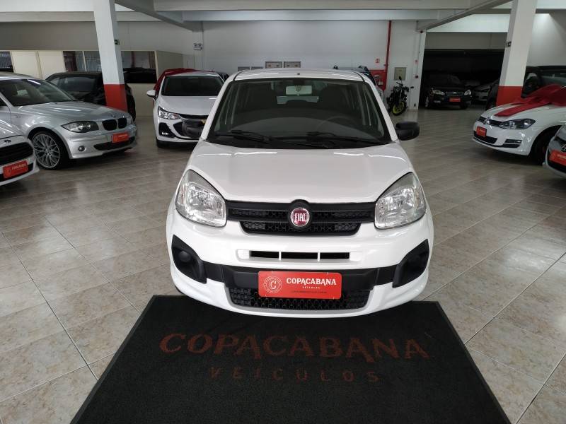 FIAT - UNO - 2018/2018 - Branca - R$ 40.500,00