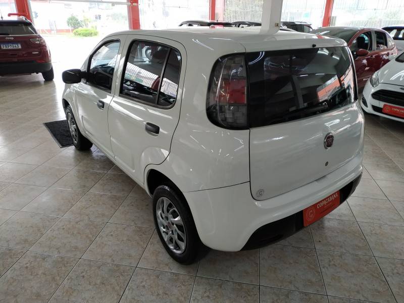 FIAT - UNO - 2018/2018 - Branca - R$ 40.500,00