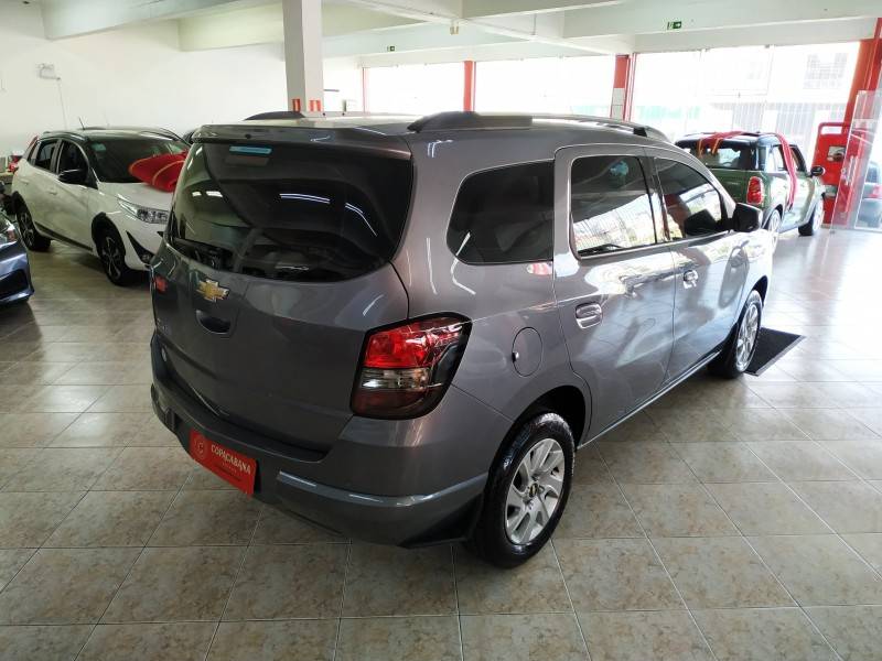 CHEVROLET - SPIN - 2018/2018 - Cinza - R$ 59.900,00