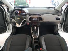 CHEVROLET - ONIX - 2019/2019 - Branca - R$ 67.900,00