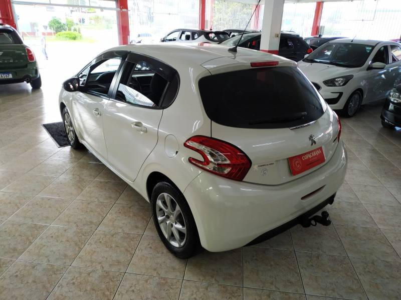 PEUGEOT - 208 - 2016/2016 - Branca - R$ 45.900,00