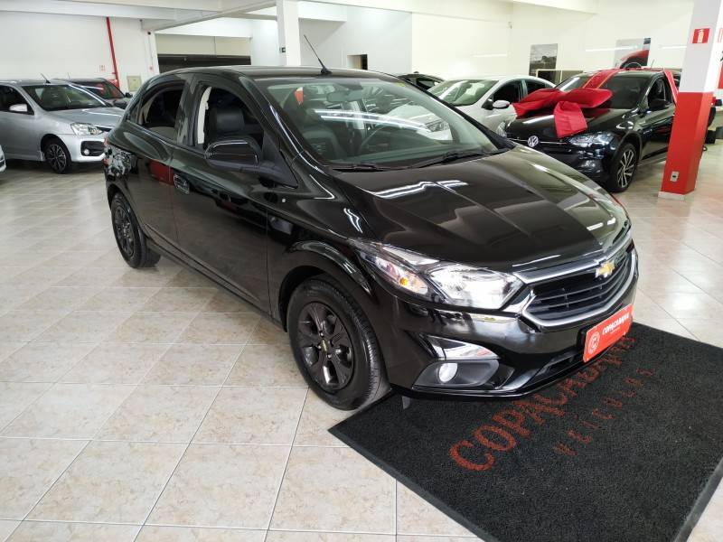 CHEVROLET - ONIX - 2019/2019 - Preta - R$ 58.900,00