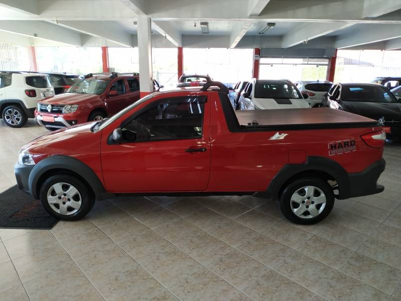 FIAT - STRADA - 2016/2016 - Vermelha - R$ 48.900,00