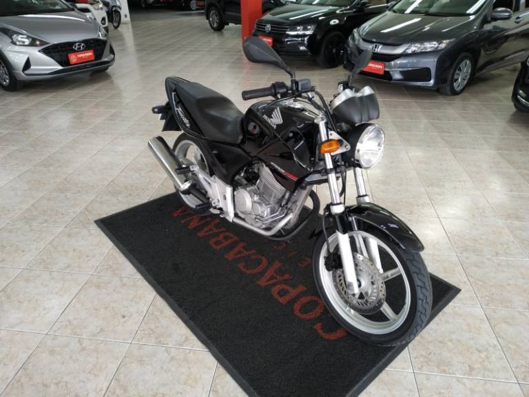 HONDA - CB 250F TWISTER - 2005/2005 - Preta - R$ 8.900,00