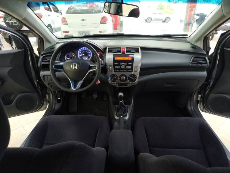 HONDA - CITY - 2013/2013 - Cinza - R$ 51.900,00