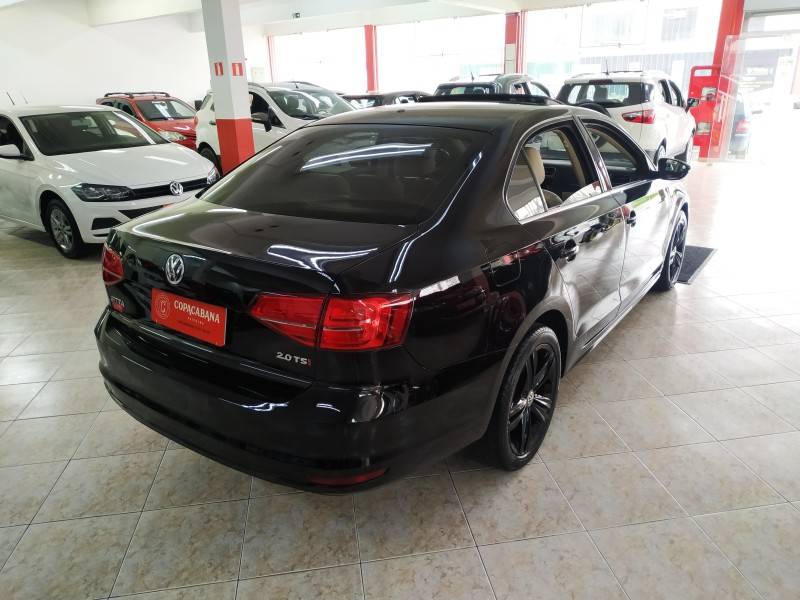 VOLKSWAGEN - JETTA - 2017/2017 - Preta - R$ 97.900,00