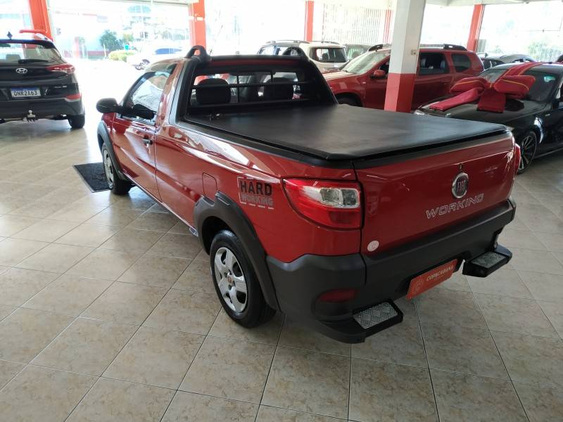 FIAT - STRADA - 2016/2016 - Vermelha - R$ 48.900,00