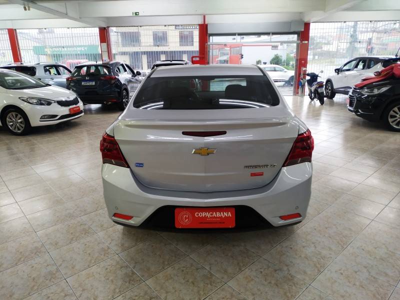 CHEVROLET - PRISMA - 2017/2017 - Prata - R$ 61.900,00