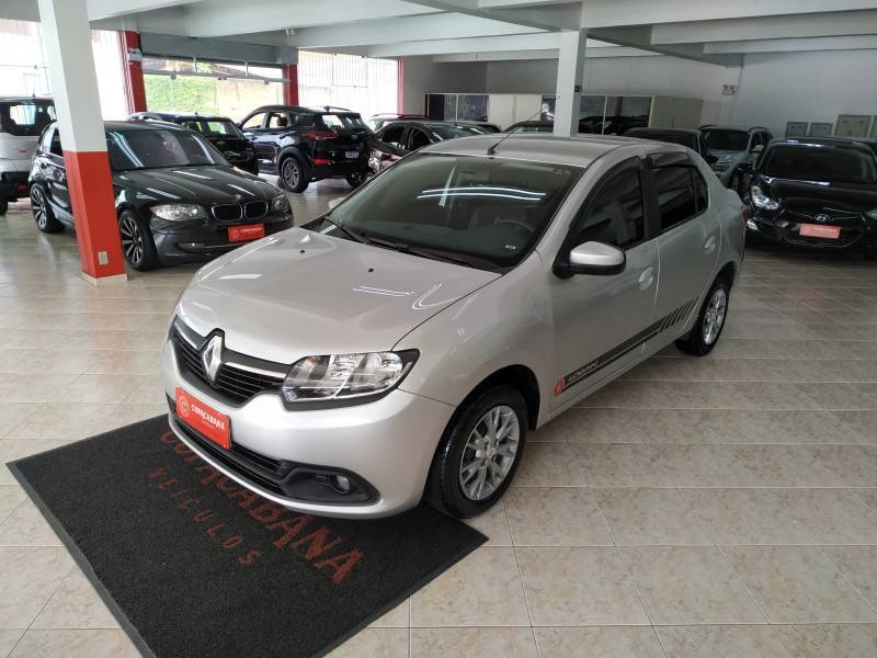 RENAULT - LOGAN - 2019/2019 - Prata - R$ 42.900,00