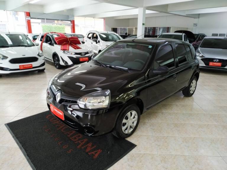 RENAULT - CLIO - 2014/2014 - Preta - R$ 29.900,00