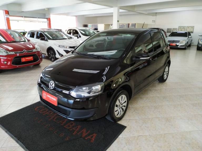 VOLKSWAGEN - FOX - 2014/2014 - Preta - R$ 39.900,00