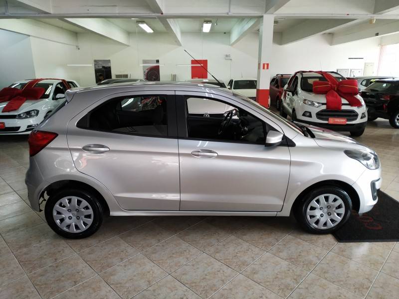 FORD - KA - 2021/2021 - Prata - R$ 53.900,00