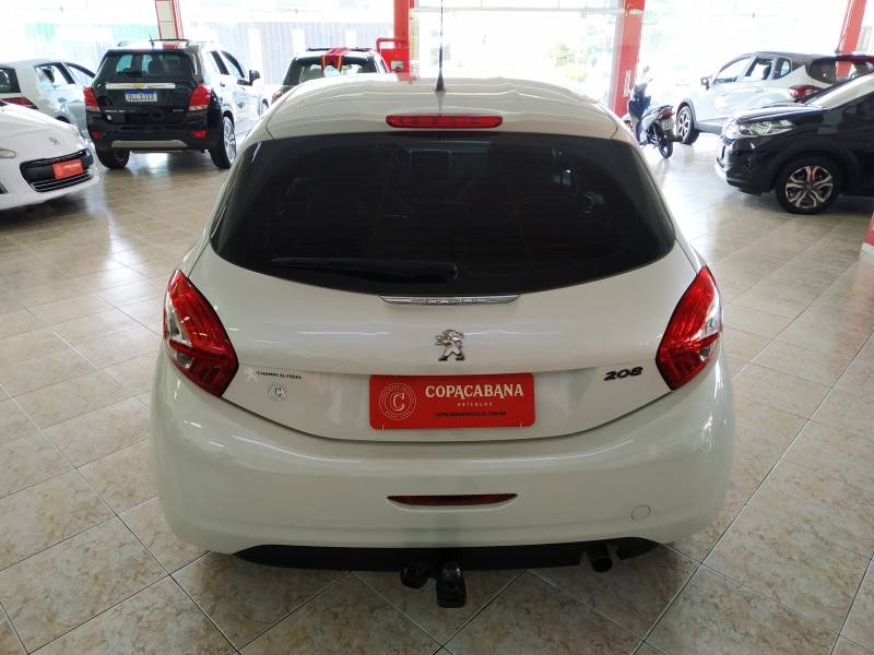 PEUGEOT - 208 - 2016/2016 - Branca - R$ 45.900,00