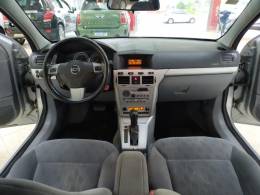 CHEVROLET - VECTRA - 2008/2008 - Prata - R$ 32.900,00