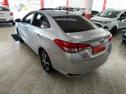 TOYOTA - YARIS - 2021/2021 - Prata - R$ 88.900,00