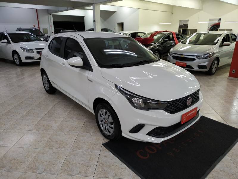 FIAT - ARGO - 2020/2020 - Branca - R$ 60.900,00