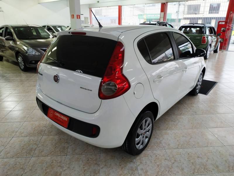 FIAT - PALIO - 2016/2016 - Branca - R$ 41.900,00